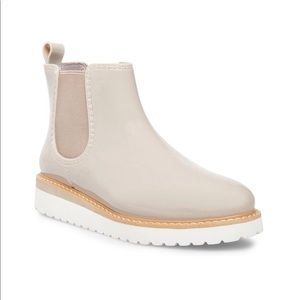 Steve Madden Puddles